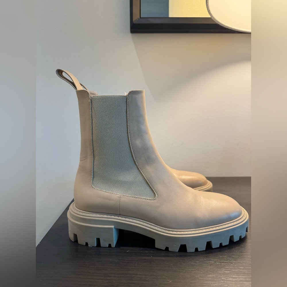ZARA — LEATHER ANKLE BOOT - Picture 5 of 8